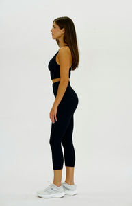 Seaav Vanora Capri Legging with Pockets in Onyx 5